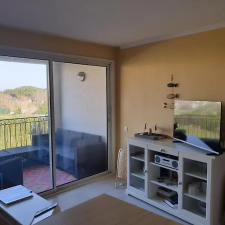 Apartman Les Marines De *